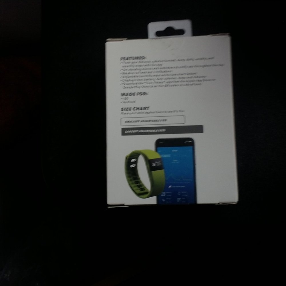 Activity tracker  NWT - Picture 2 of 2
